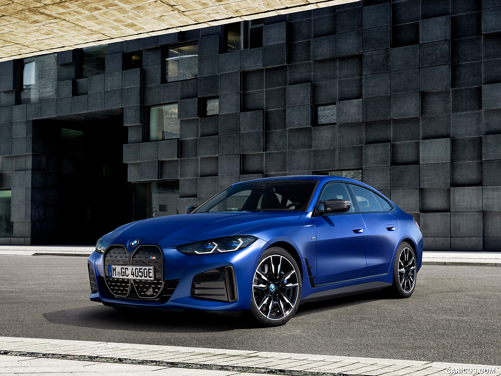 BMW i4 이미지