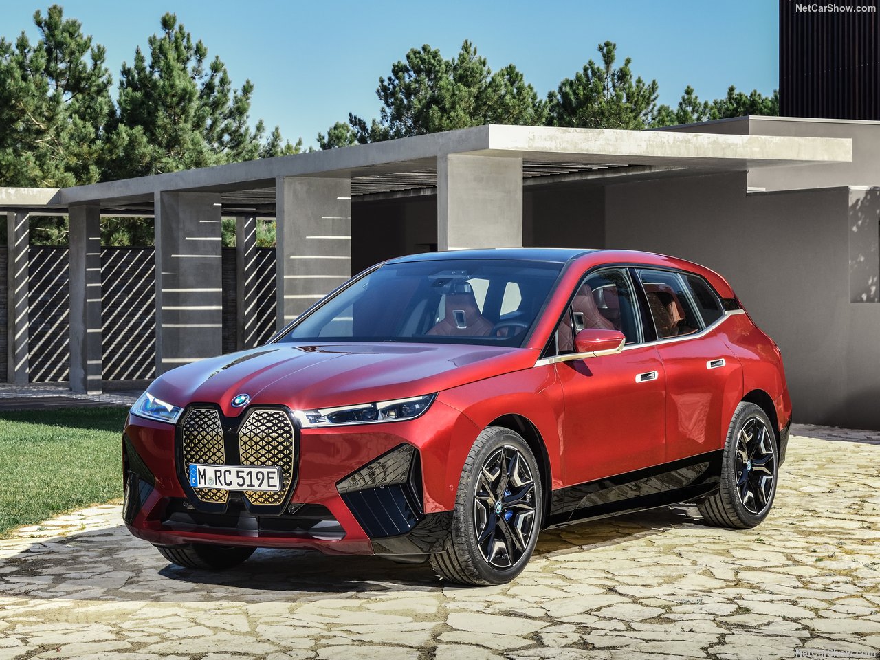 BMW iX 이미지