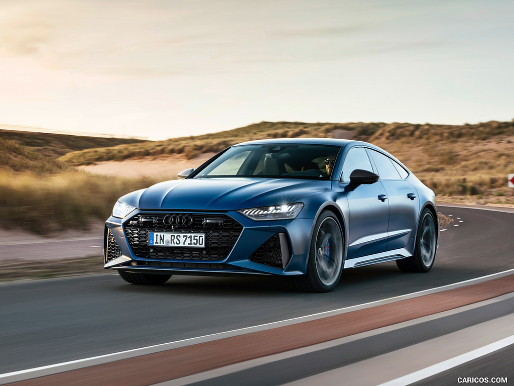 아우디 RS7 이미지