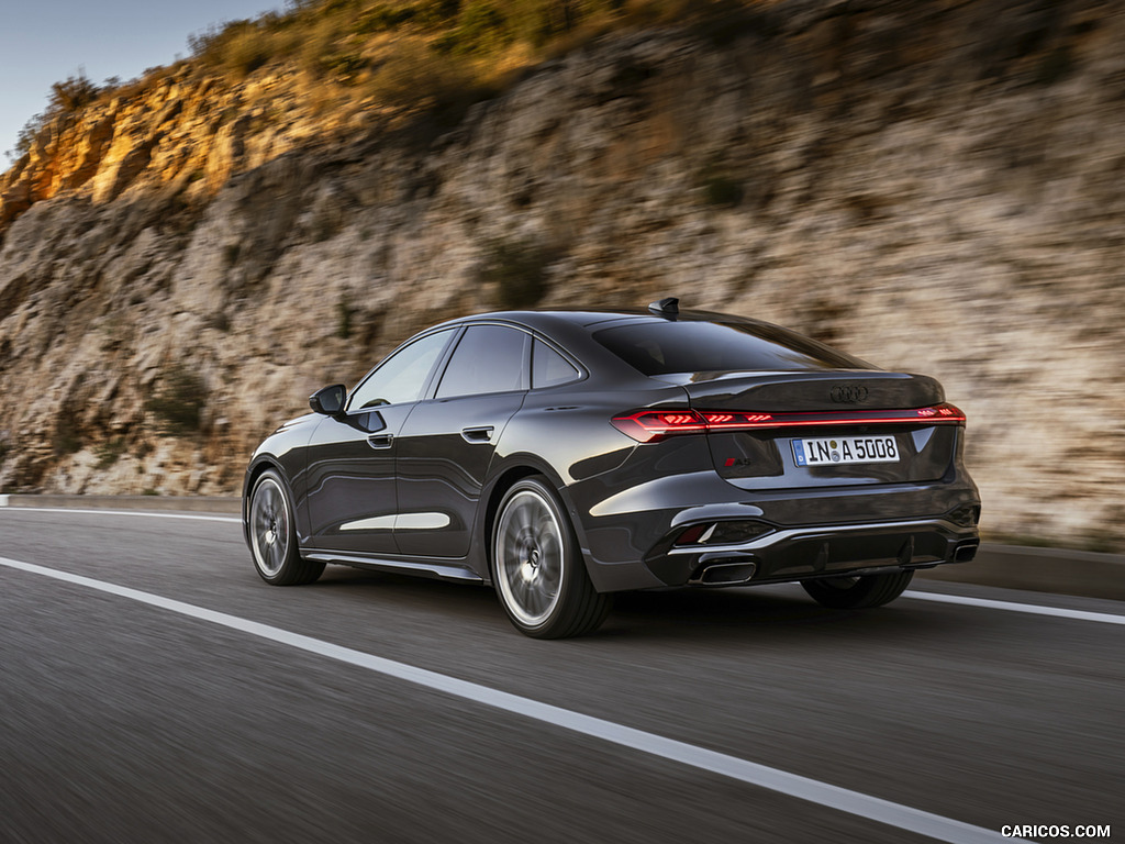 아우디 A5 이미지