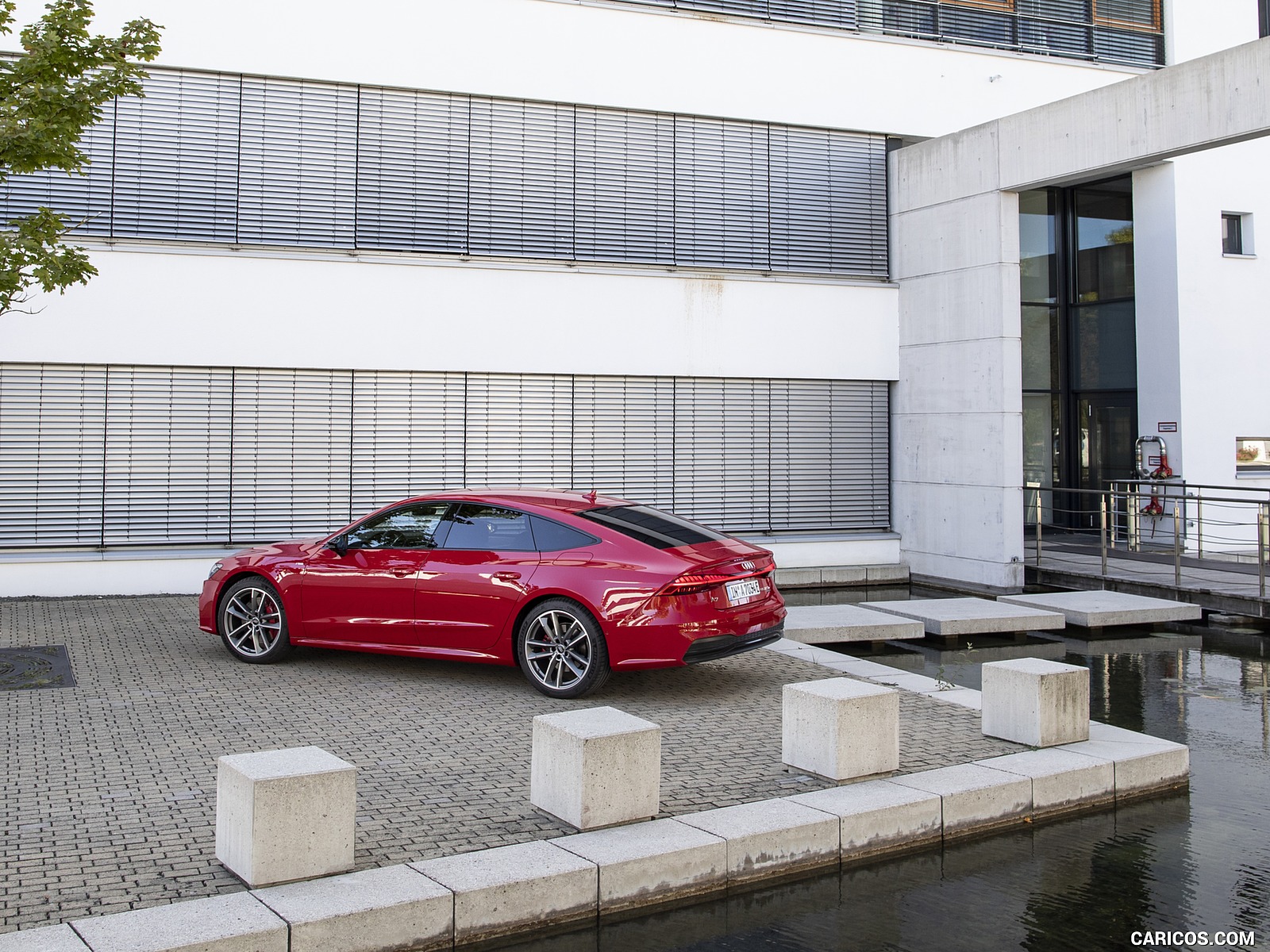 아우디 A7 이미지